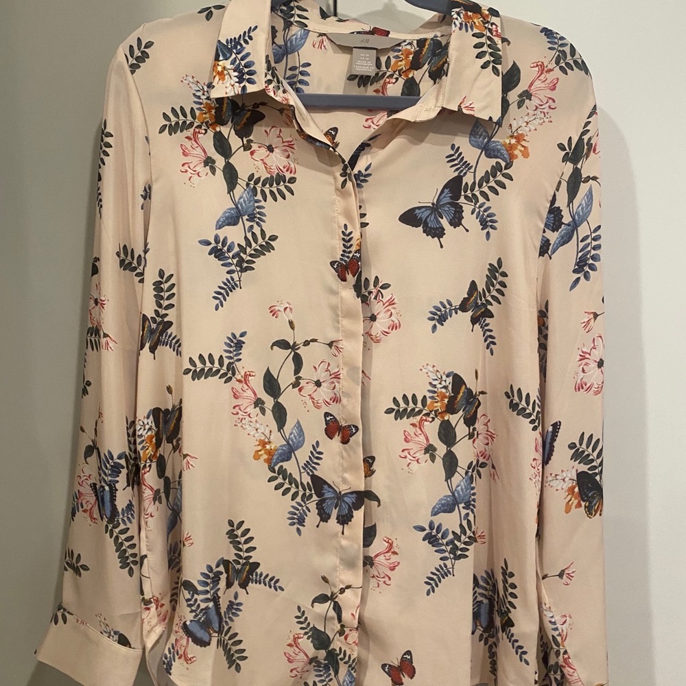 H&M Butterly Blouse